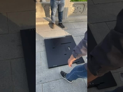 Um suporte de exposição de pouco peso