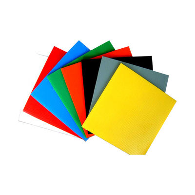 Proteja contra intempéries folhas de 2mm Coroplast 4mm 5mm que os PP ondulados cobrem branco