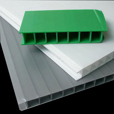 construção ondulada da folha do polipropileno de 3mm 4mm que pavimenta a folha da proteção