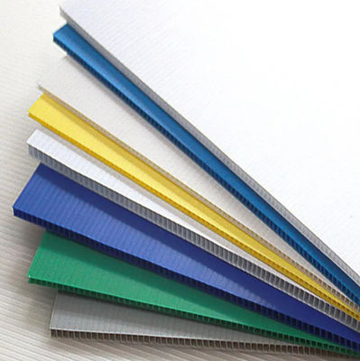 a folha Correx da proteção de 3mm Corflute corrugou folhas plásticas