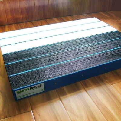 O Waterjet Cutting Brick é especialmente projetado para aplicações de corte a jato de água, fornecendo uma superfície de suporte de corte estável, durável e confiável para melhorar a precisão e a eficiência do corte.